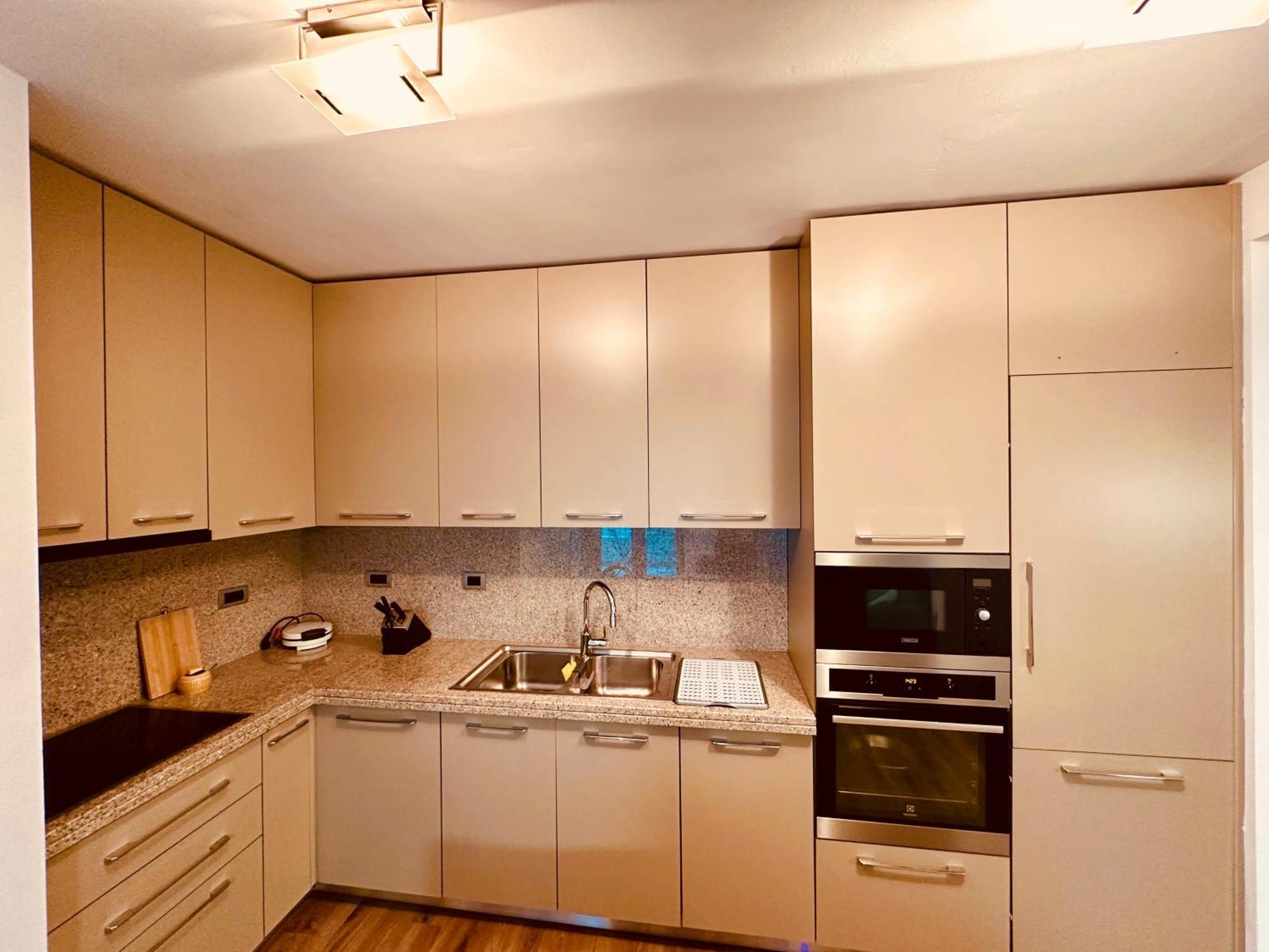 Sunrise Haven Center Apartment