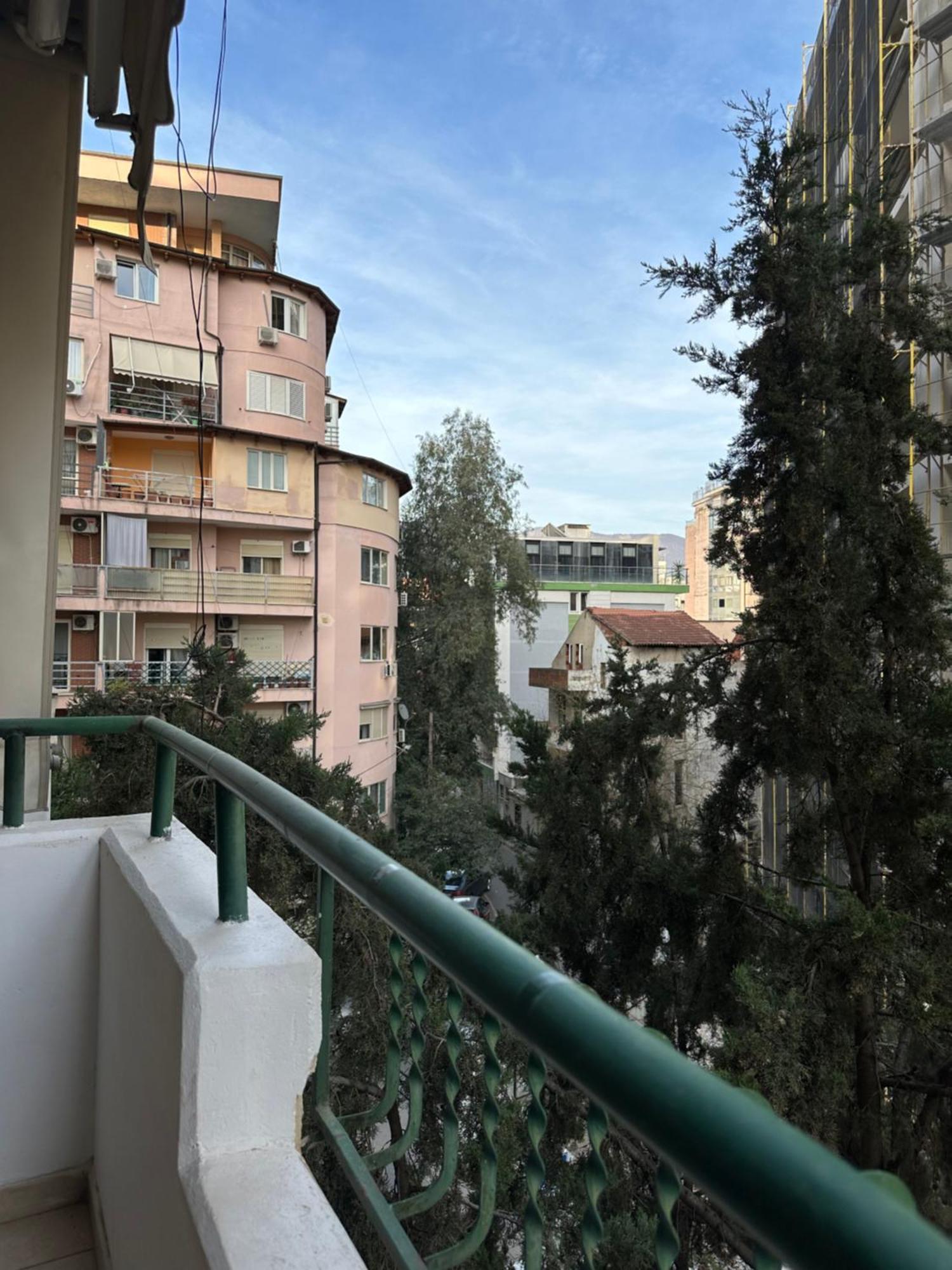 Apartment Sunrise Haven Center Tirana